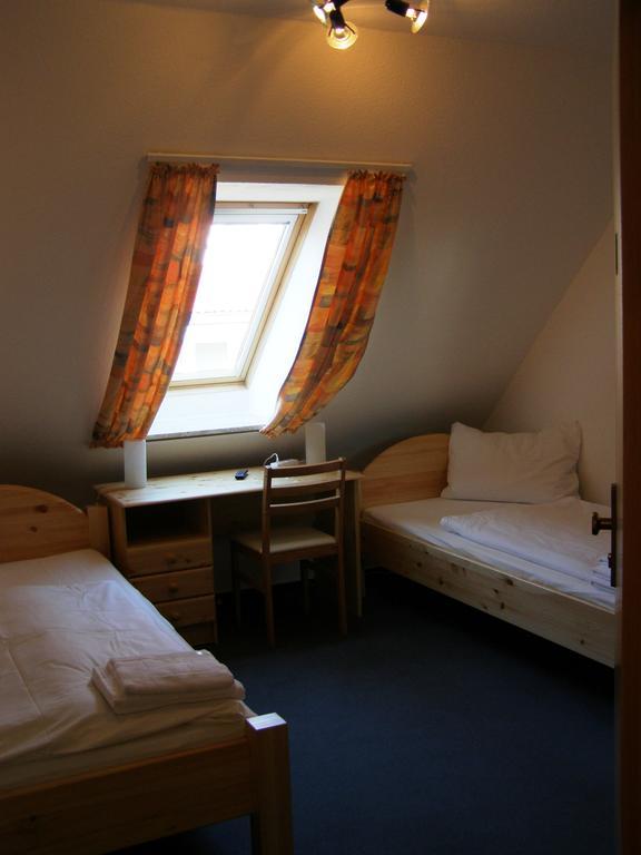 Hotel Alt Vinnhorst Hannover Room photo